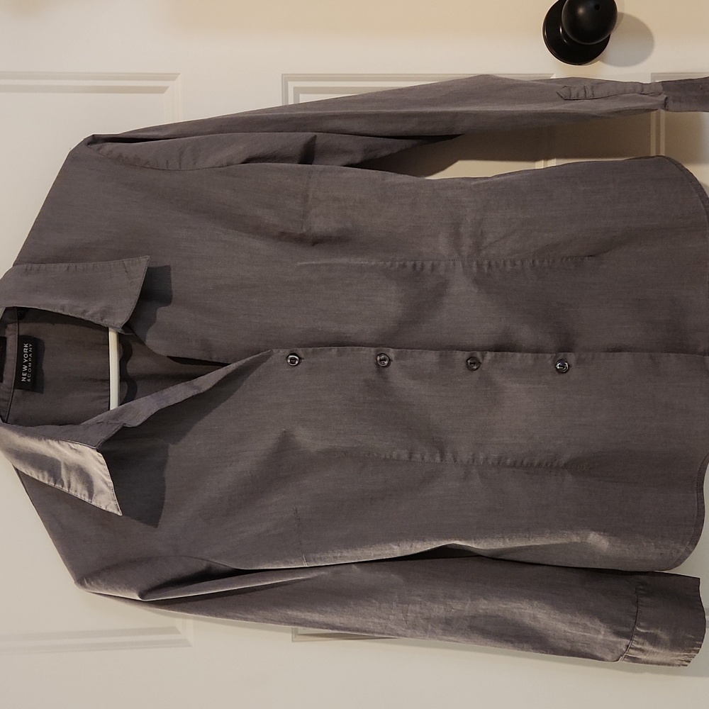 New York & Company Medium Gray V-Neck Button Up Shirt